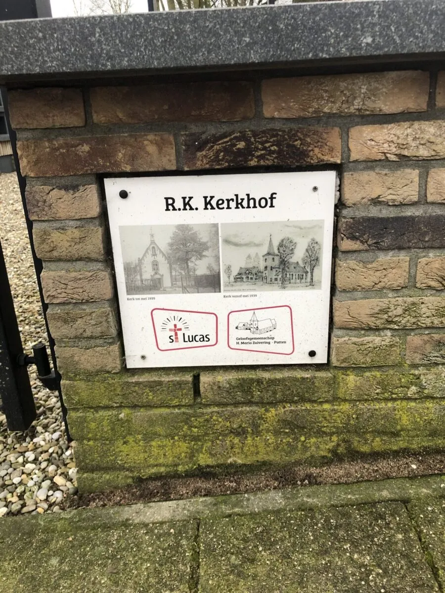 Begraafplaats Putten Schild