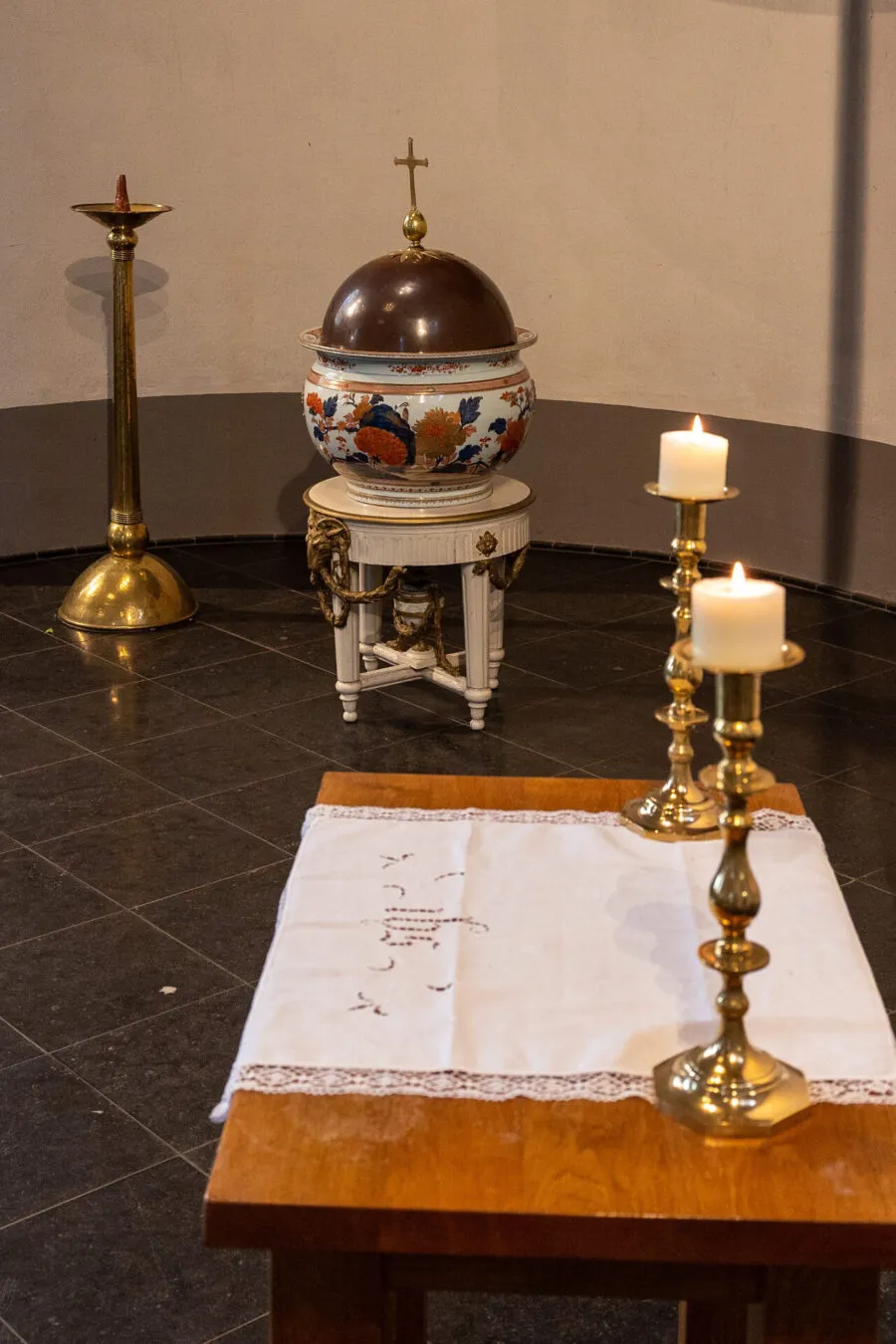 Locatie Driebergen St. Petrus' bandenkerk interieur